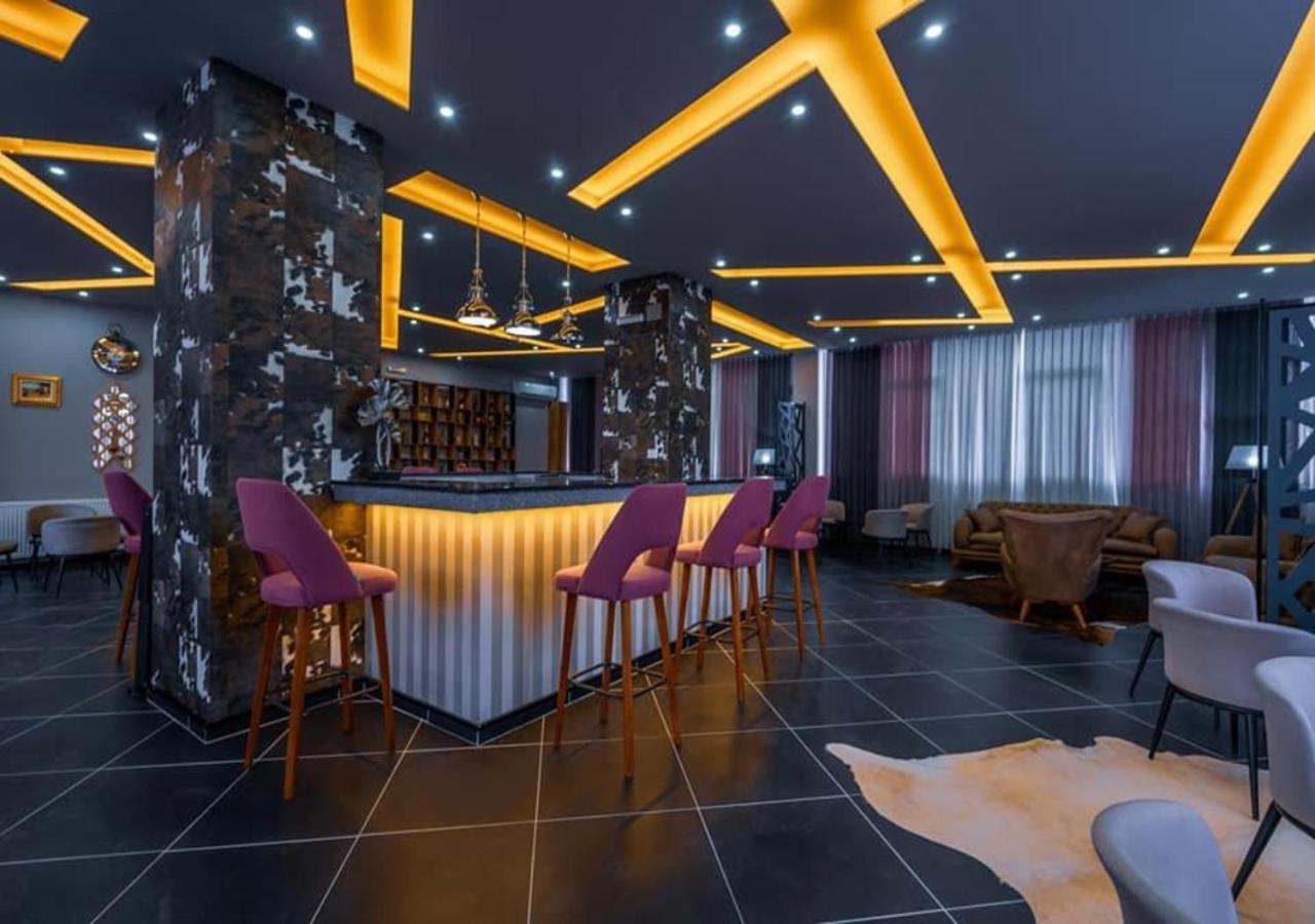Hotel & Resort Bon Bon Suto Orizari 外观 照片
