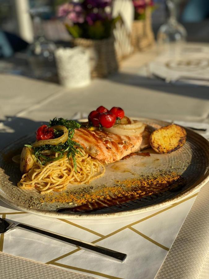 Hotel & Resort Bon Bon Suto Orizari 外观 照片